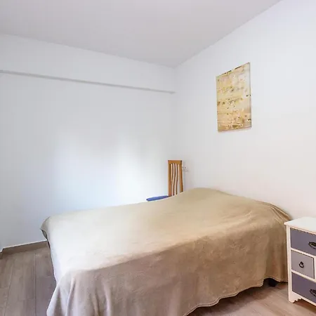 Stunning In With Wifi Apartment *